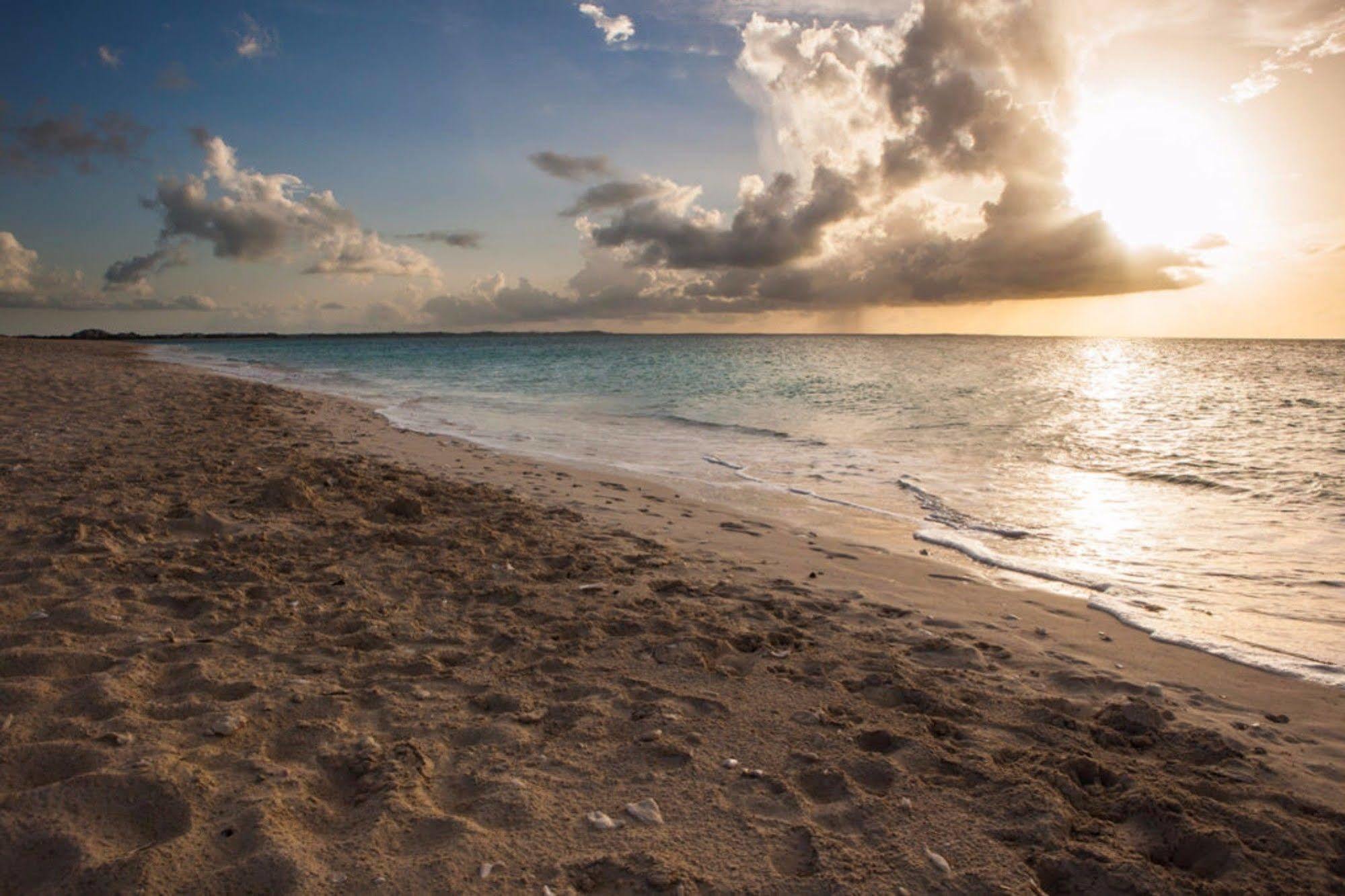 Le Vele Resort Grace Bay Exterior foto